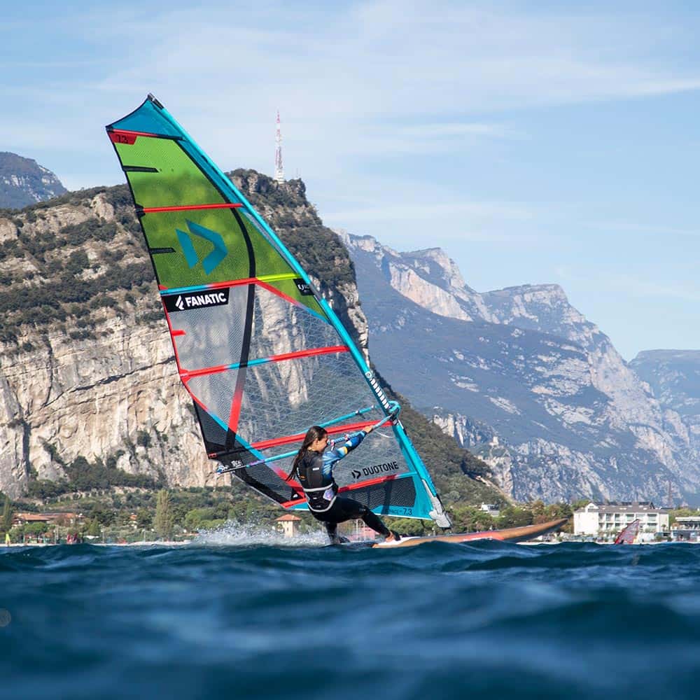 2022-Duotone-Windsurf-Sails_0014_14220-1212_E_Pace HD